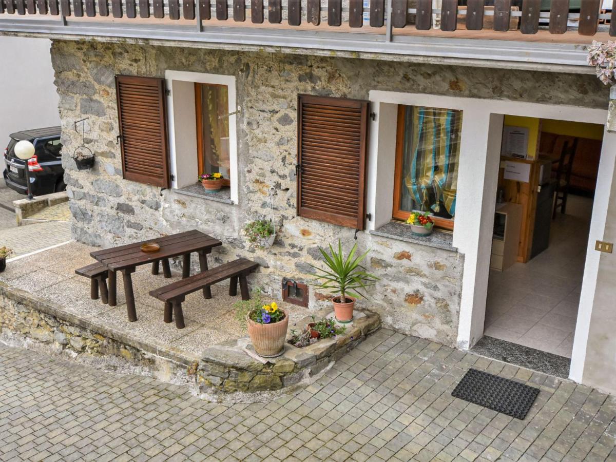 Apartment Mariella By Interhome Mazzo di Valtellina Exteriör bild
